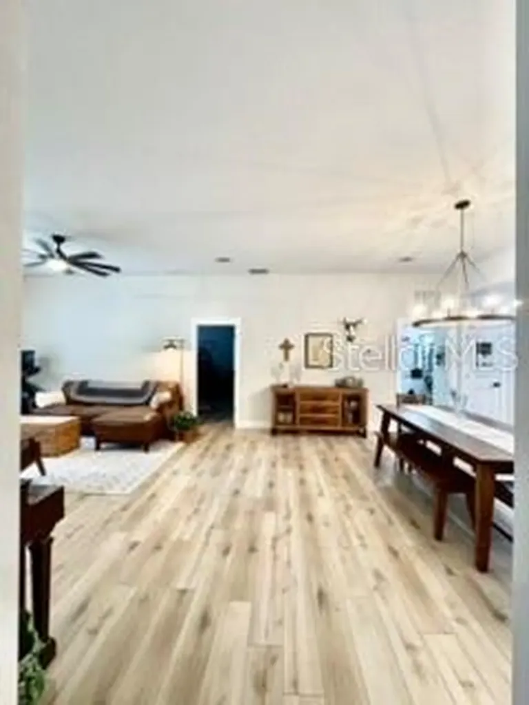 8031 NW 172nd Lane Fanning Springs FL 32693