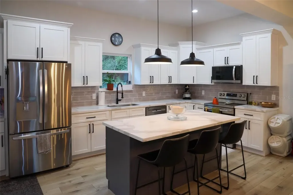 8031 NW 172nd Lane Fanning Springs FL 32693