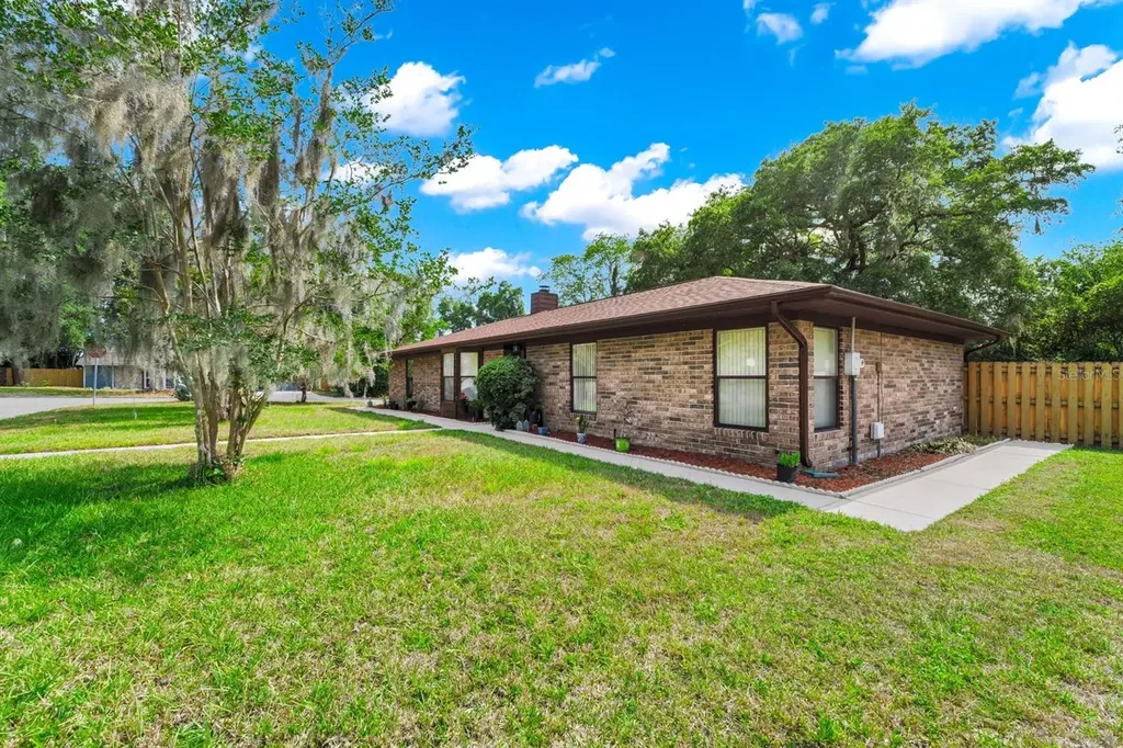 5722 SW 81st Terrace Gainesville FL 32608