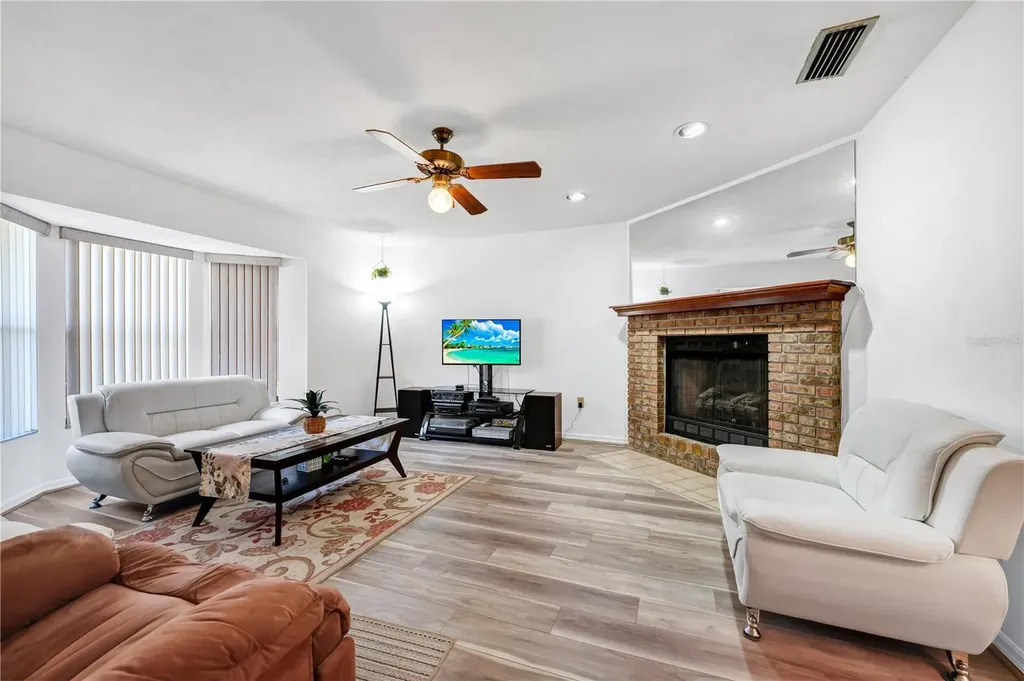 5722 SW 81st Terrace Gainesville FL 32608