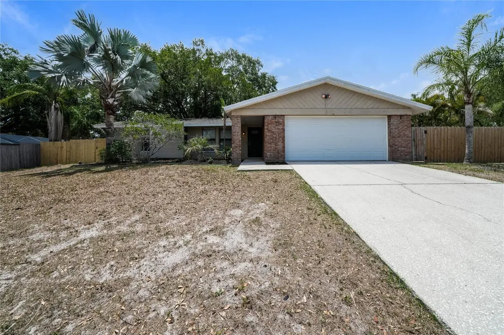 2836 Cinnamon Bear Trail Palm Harbor FL 34684