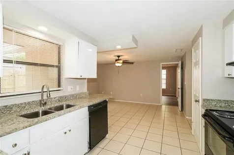 2836 Cinnamon Bear Trail Palm Harbor FL 34684