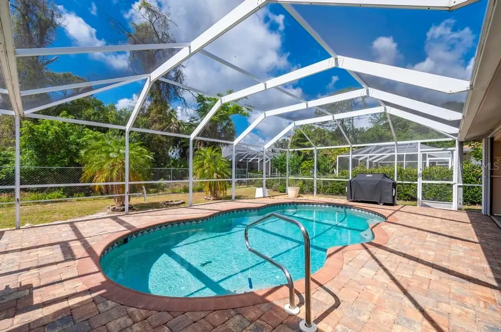 3801 Wayward Ave. Avenue North Port FL 34286