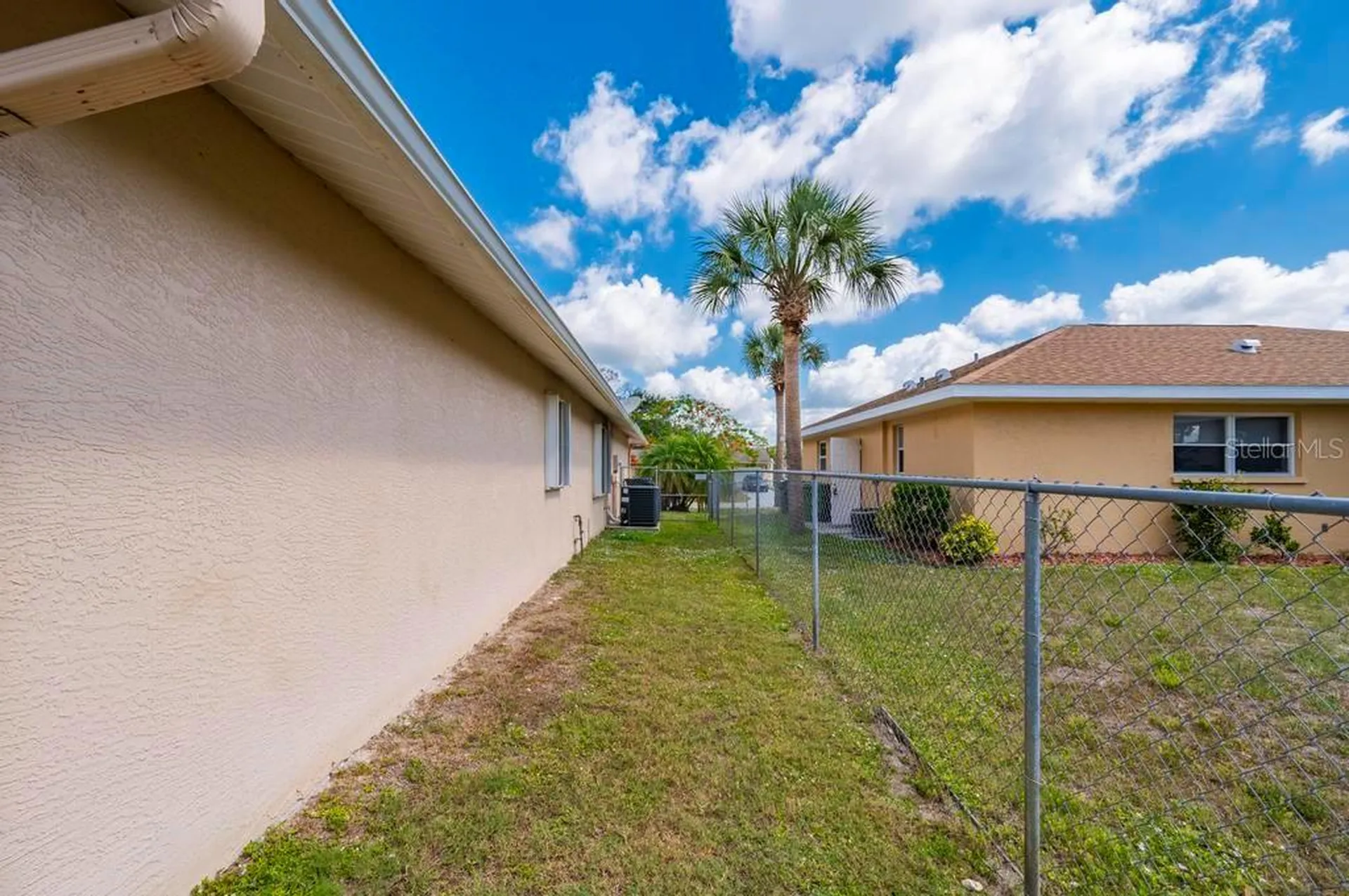 3801 Wayward Ave. Avenue North Port FL 34286