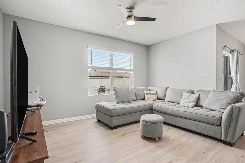911 Waterville Drive Auburndale FL 33823