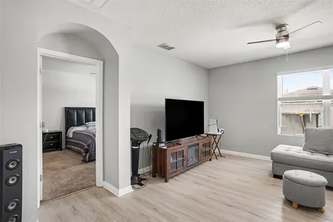 911 Waterville Drive Auburndale FL 33823