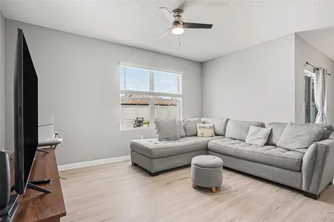 911 Waterville Drive Auburndale FL 33823