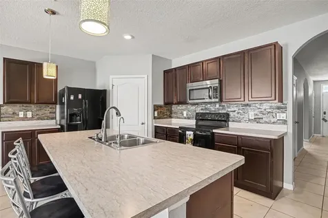 911 Waterville Drive Auburndale FL 33823