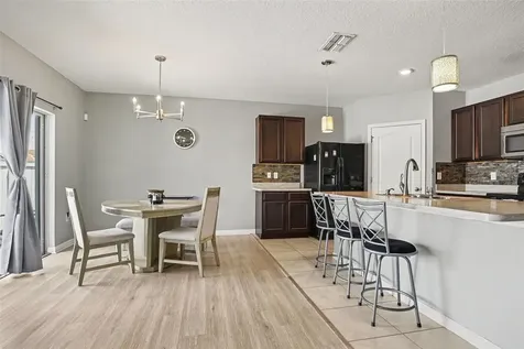 911 Waterville Drive Auburndale FL 33823