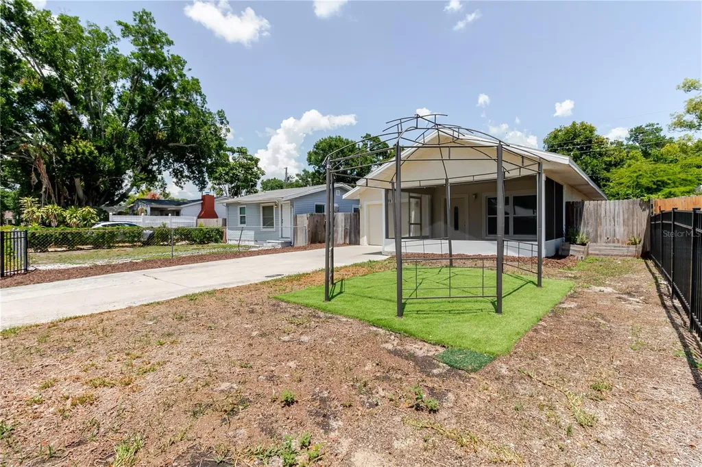 4479 41st Street N St Petersburg FL 33714