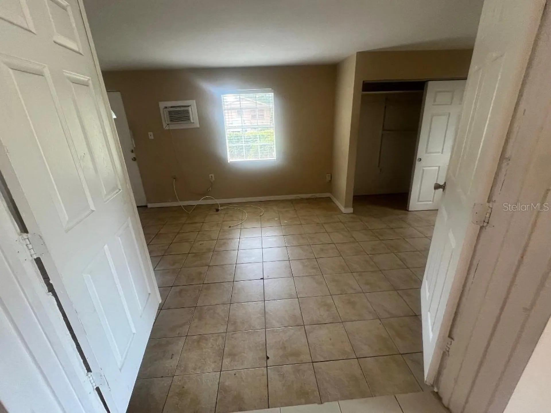 5011 N 39th Street Tampa FL 33610