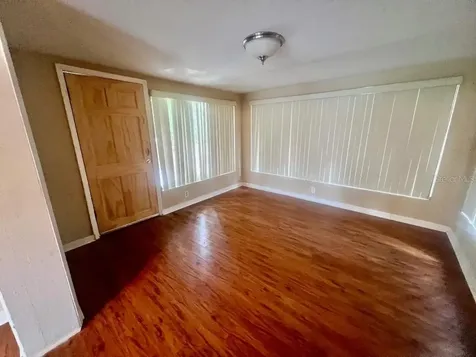 5011 N 39th Street Tampa FL 33610