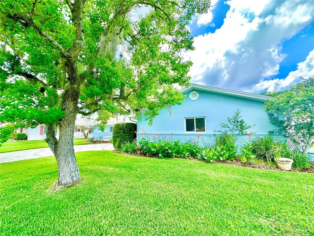 460 S Deerwood Avenue Orlando FL 32825