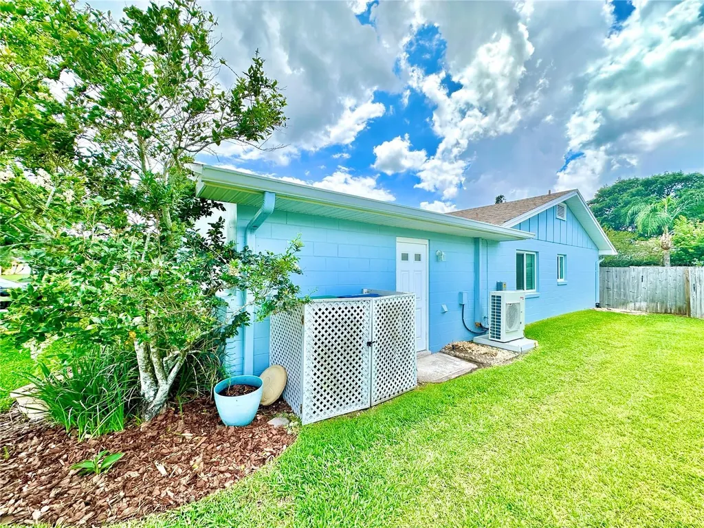 460 S Deerwood Avenue Orlando FL 32825