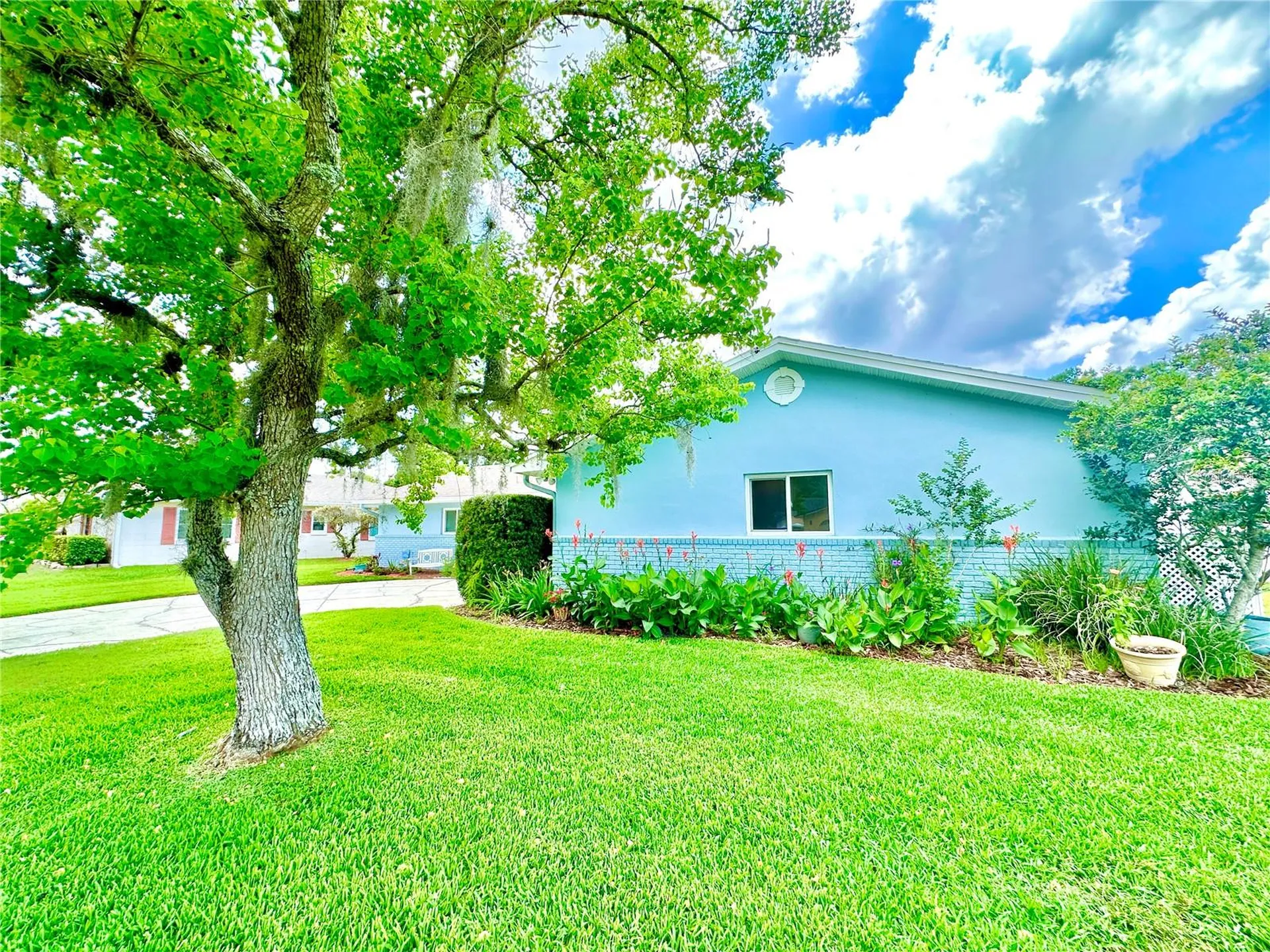 460 S Deerwood Avenue Orlando FL 32825