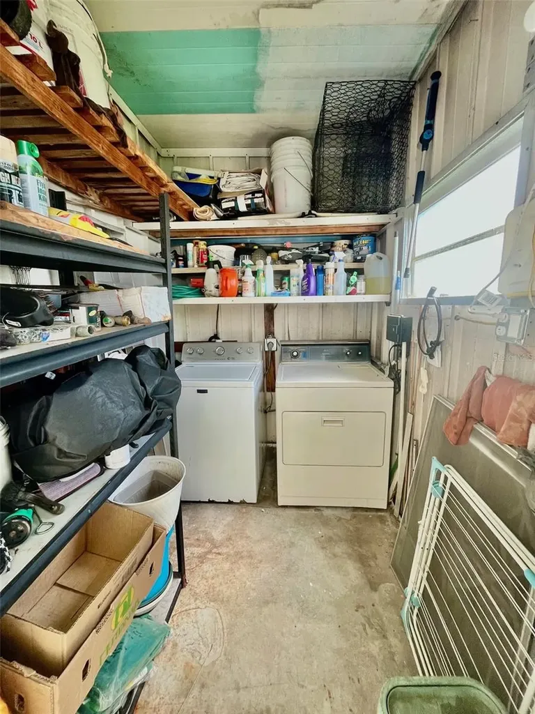 130 Melody Lane Tarpon Springs FL 34689