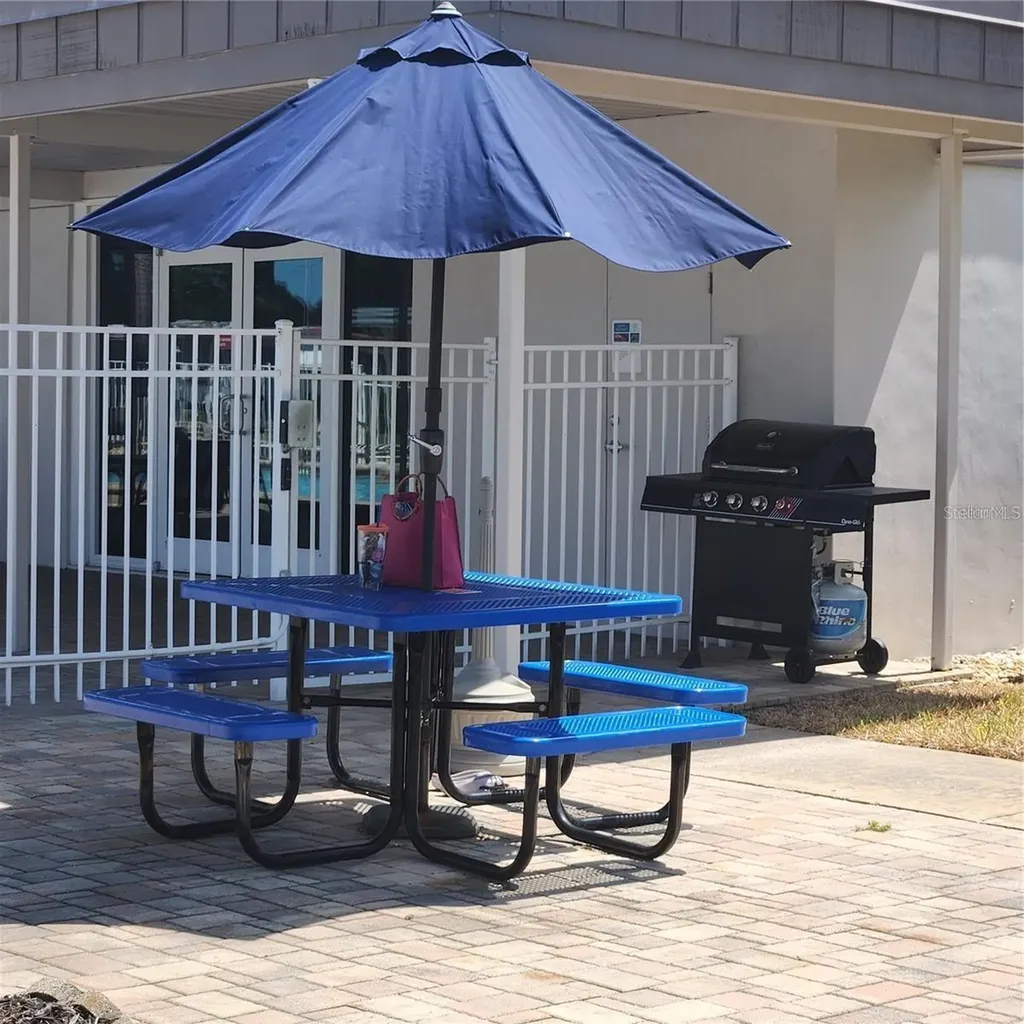 130 Melody Lane Tarpon Springs FL 34689