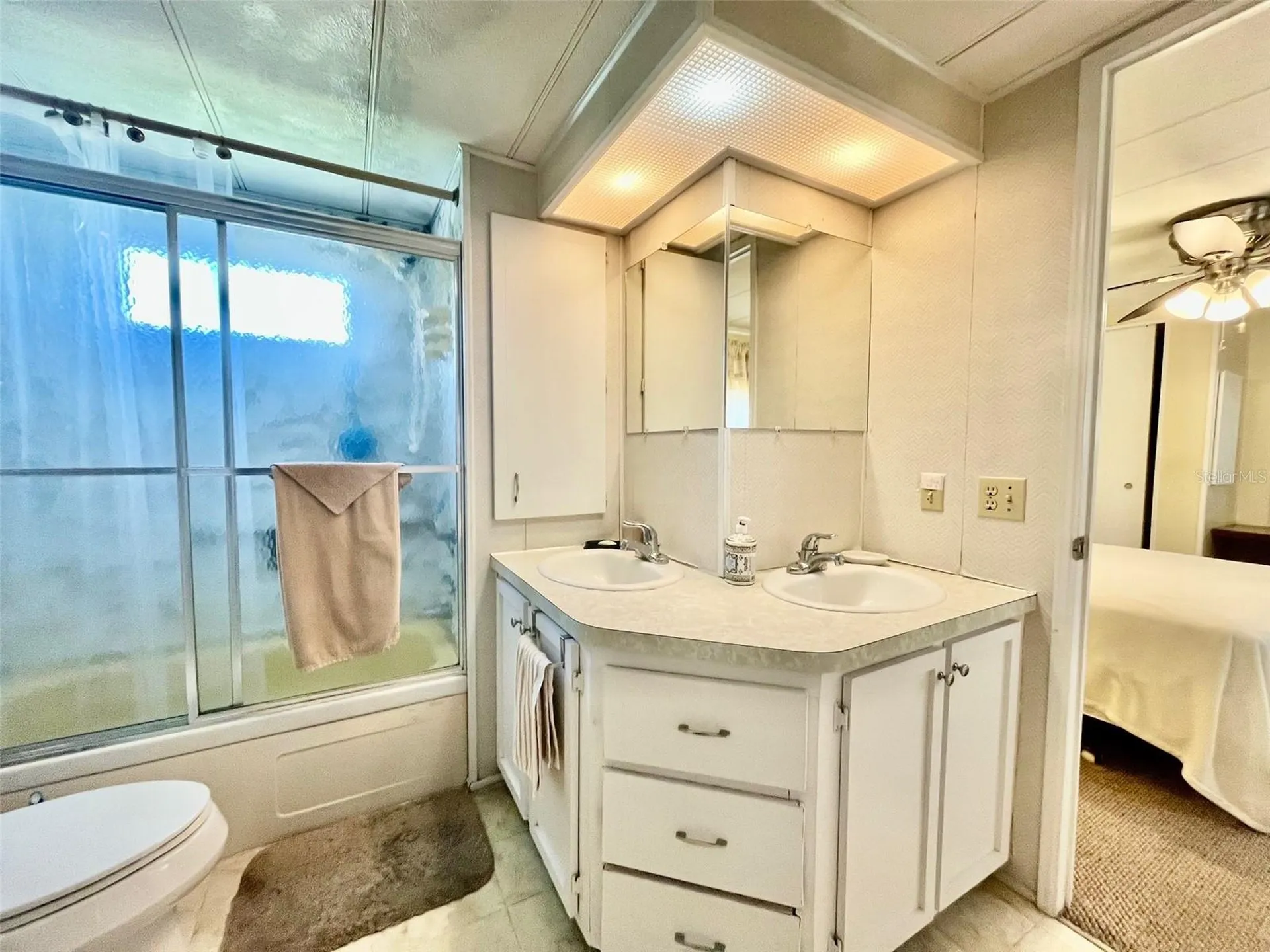130 Melody Lane Tarpon Springs FL 34689