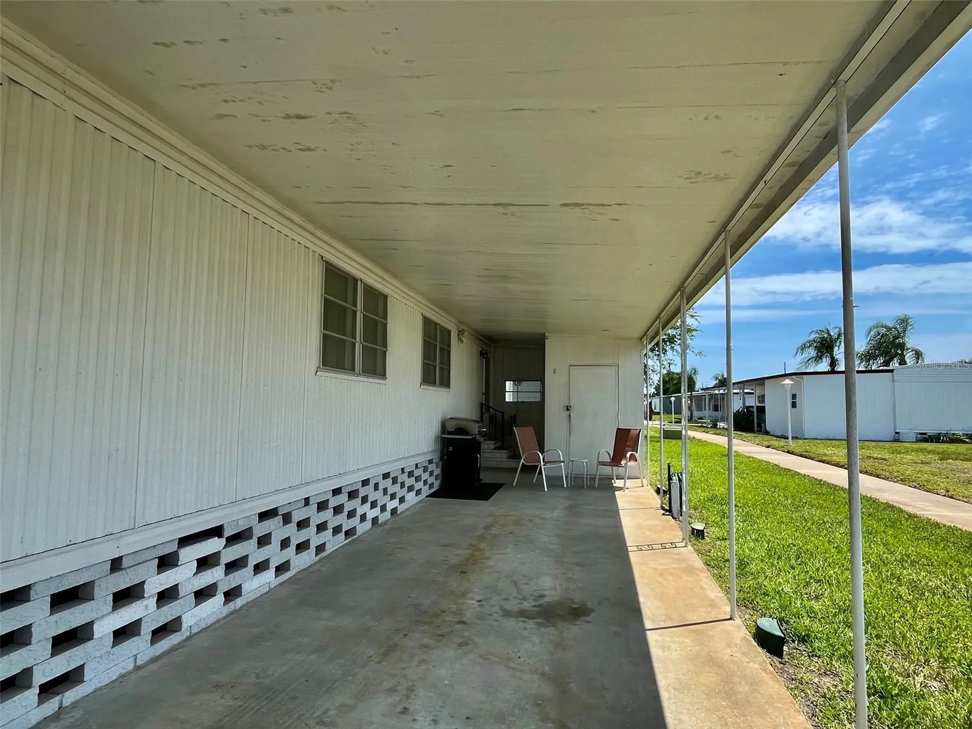 130 Melody Lane Tarpon Springs FL 34689