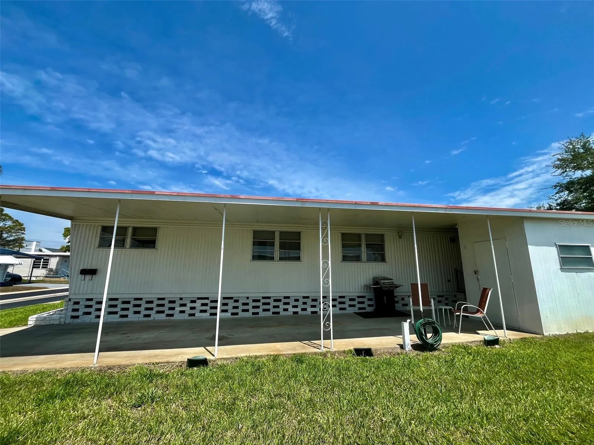 130 Melody Lane Tarpon Springs FL 34689