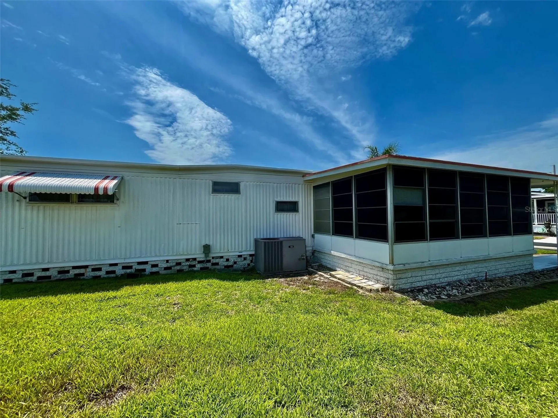 130 Melody Lane Tarpon Springs FL 34689