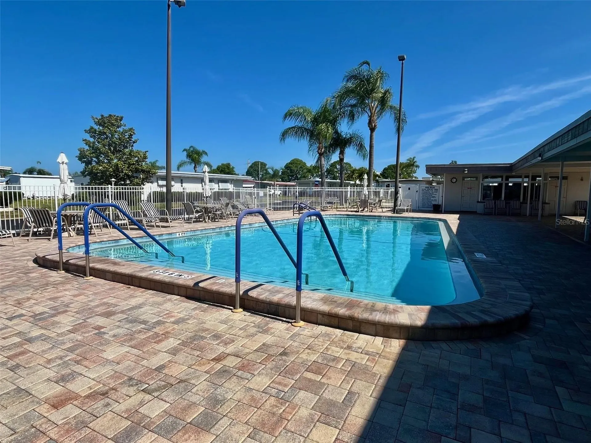 130 Melody Lane Tarpon Springs FL 34689