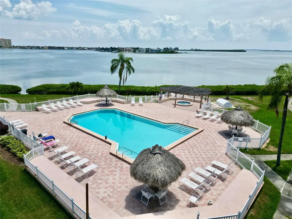 6219 Palma Del Mar Boulevard S St Petersburg FL 33715