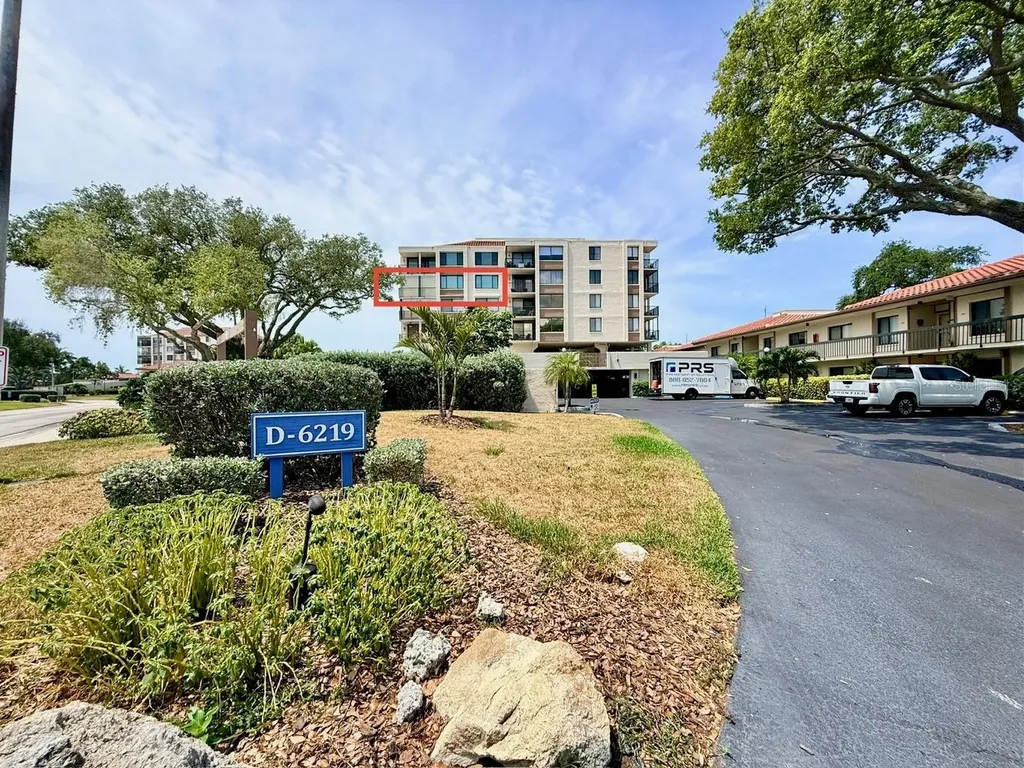 6219 Palma Del Mar Boulevard S St Petersburg FL 33715