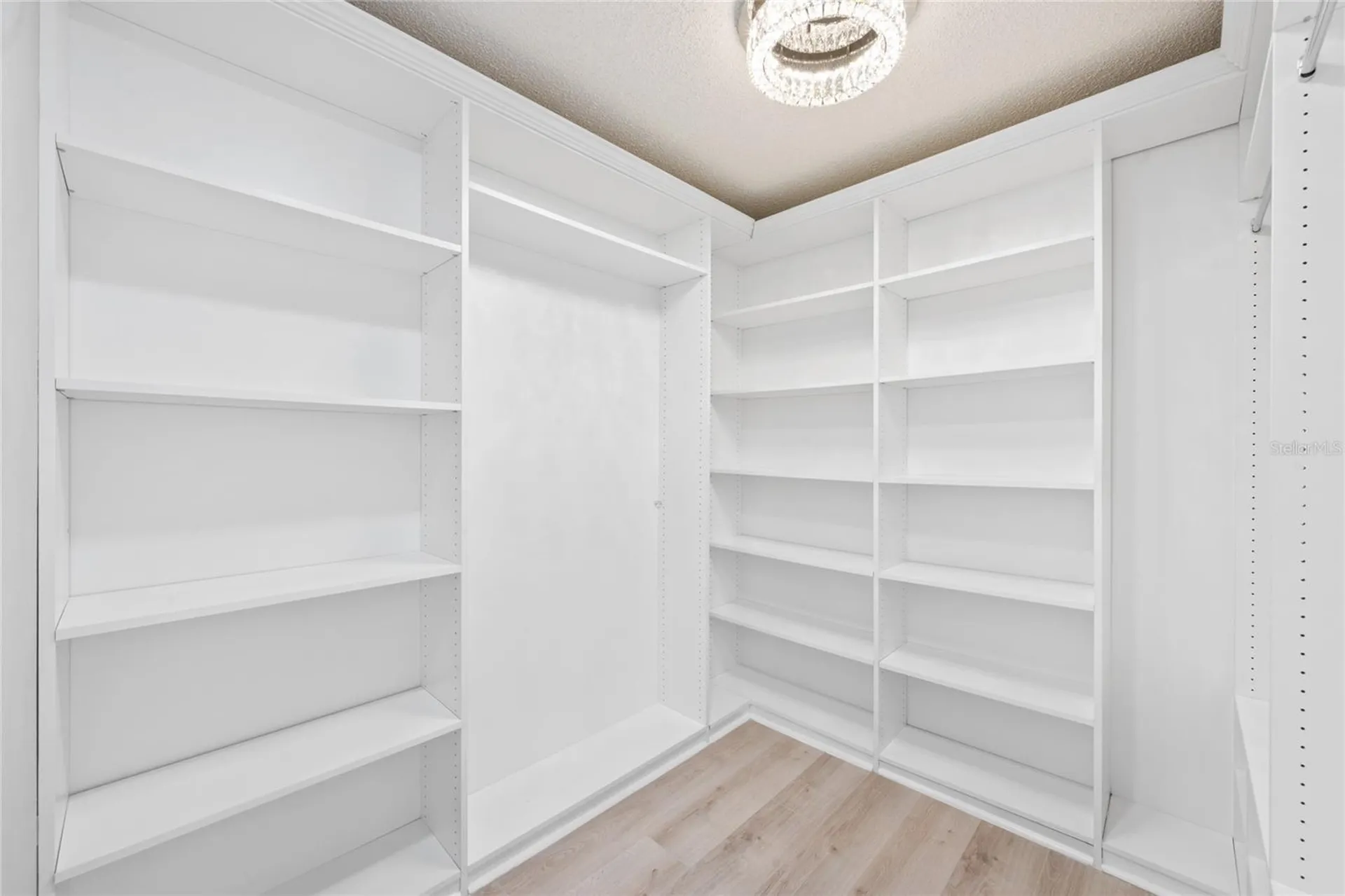721 Hardwood Circle Orlando FL 32828