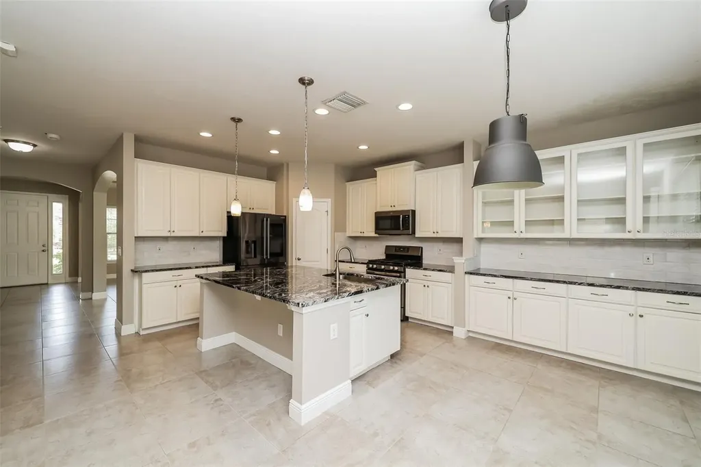11140 Spring Point Circle Riverview FL 33579