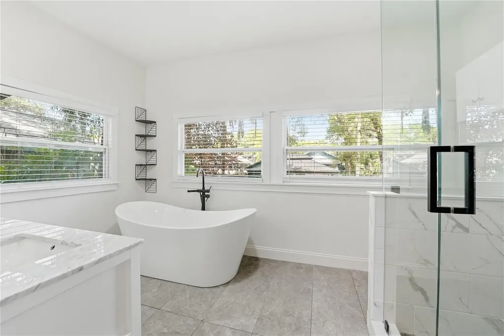 204 N Brown Avenue Orlando FL 32801