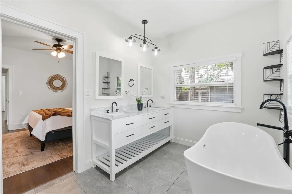 204 N Brown Avenue Orlando FL 32801