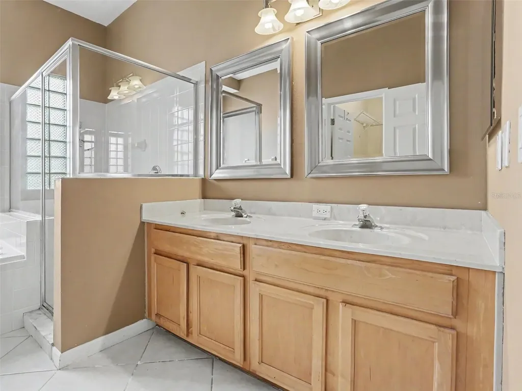 864 Lakeworth Circle Lake Mary FL 32746