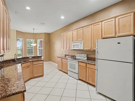 864 Lakeworth Circle Lake Mary FL 32746