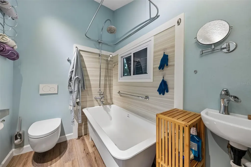 24521 Snail Road Astor FL 32102
