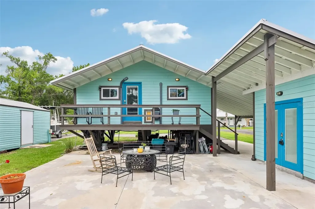 24521 Snail Road Astor FL 32102