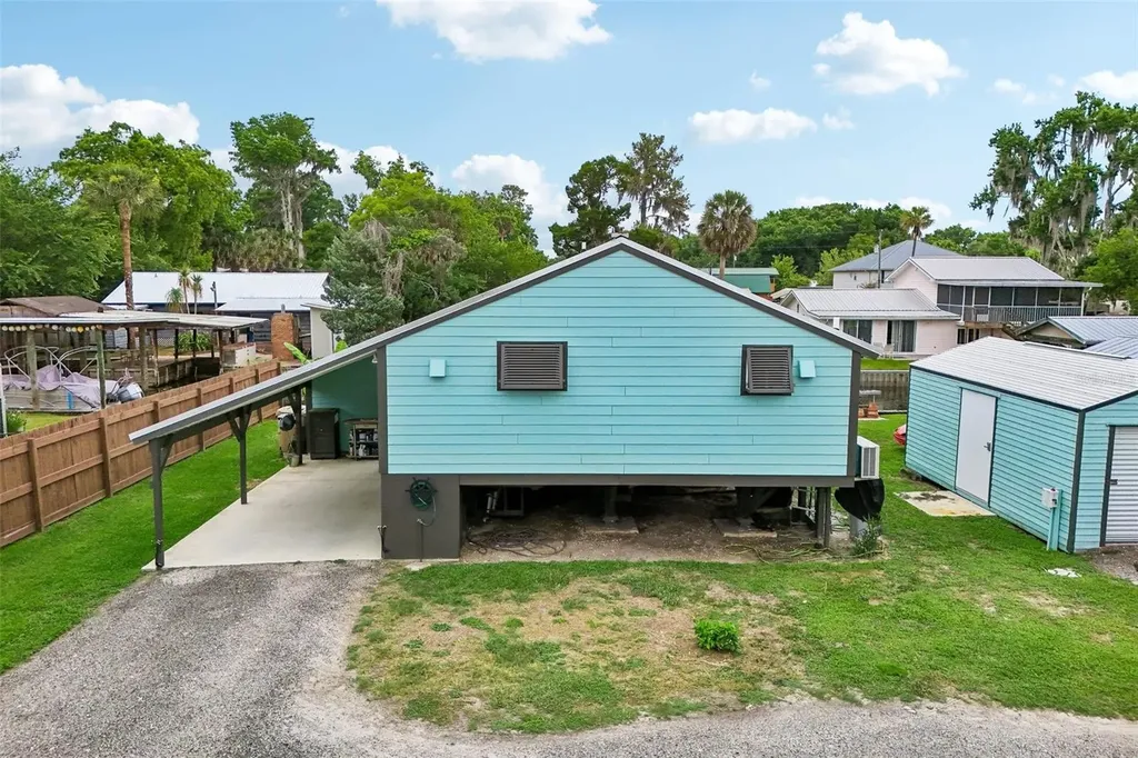 24521 Snail Road Astor FL 32102