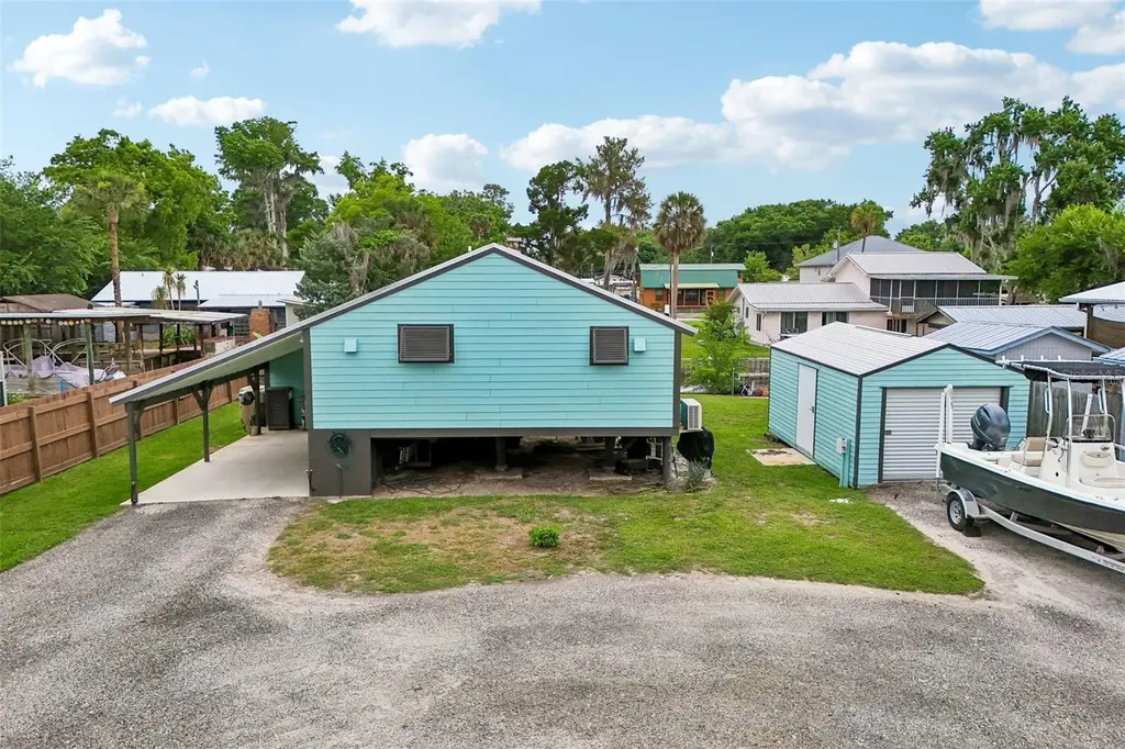 24521 Snail Road Astor FL 32102