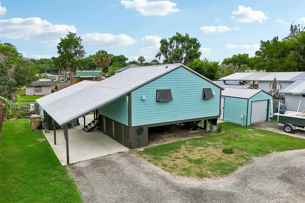 24521 Snail Road Astor FL 32102