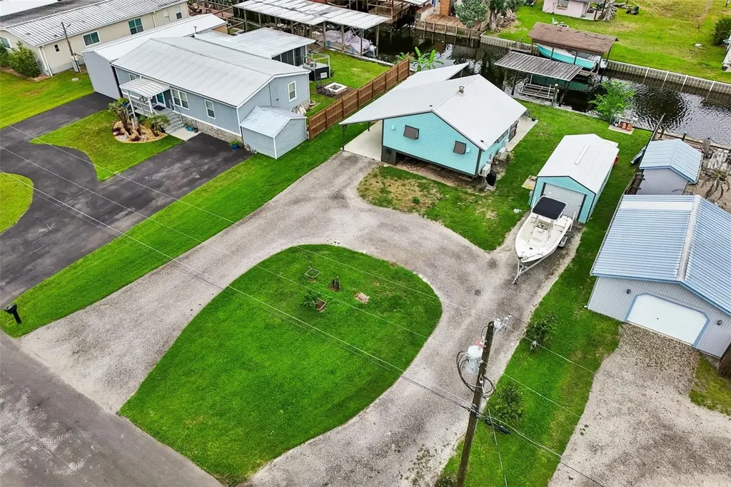 24521 Snail Road Astor FL 32102