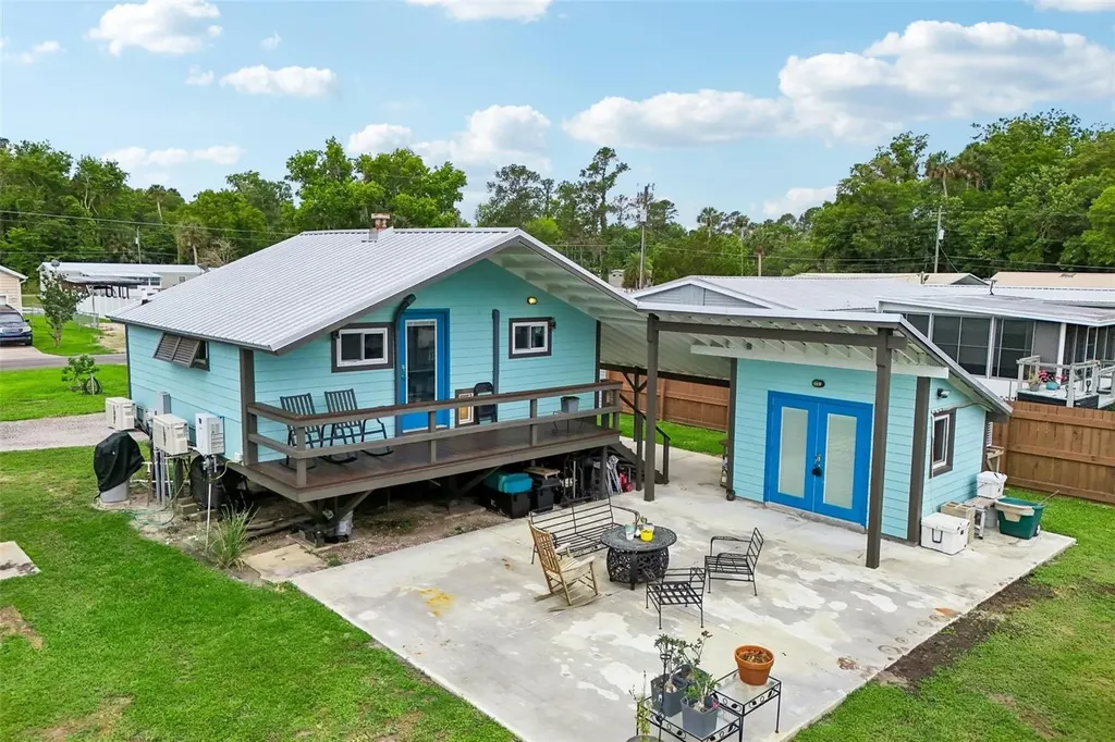 24521 Snail Road Astor FL 32102