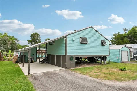 24521 Snail Road Astor FL 32102