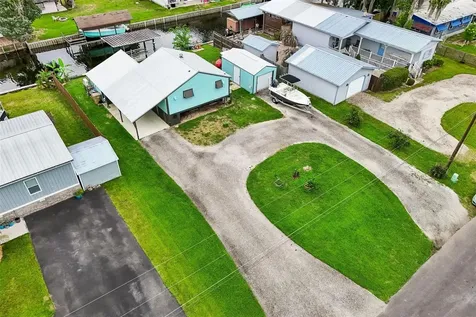 24521 Snail Road Astor FL 32102