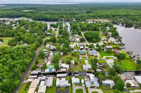 24521 Snail Road Astor FL 32102