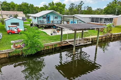 24521 Snail Road Astor FL 32102