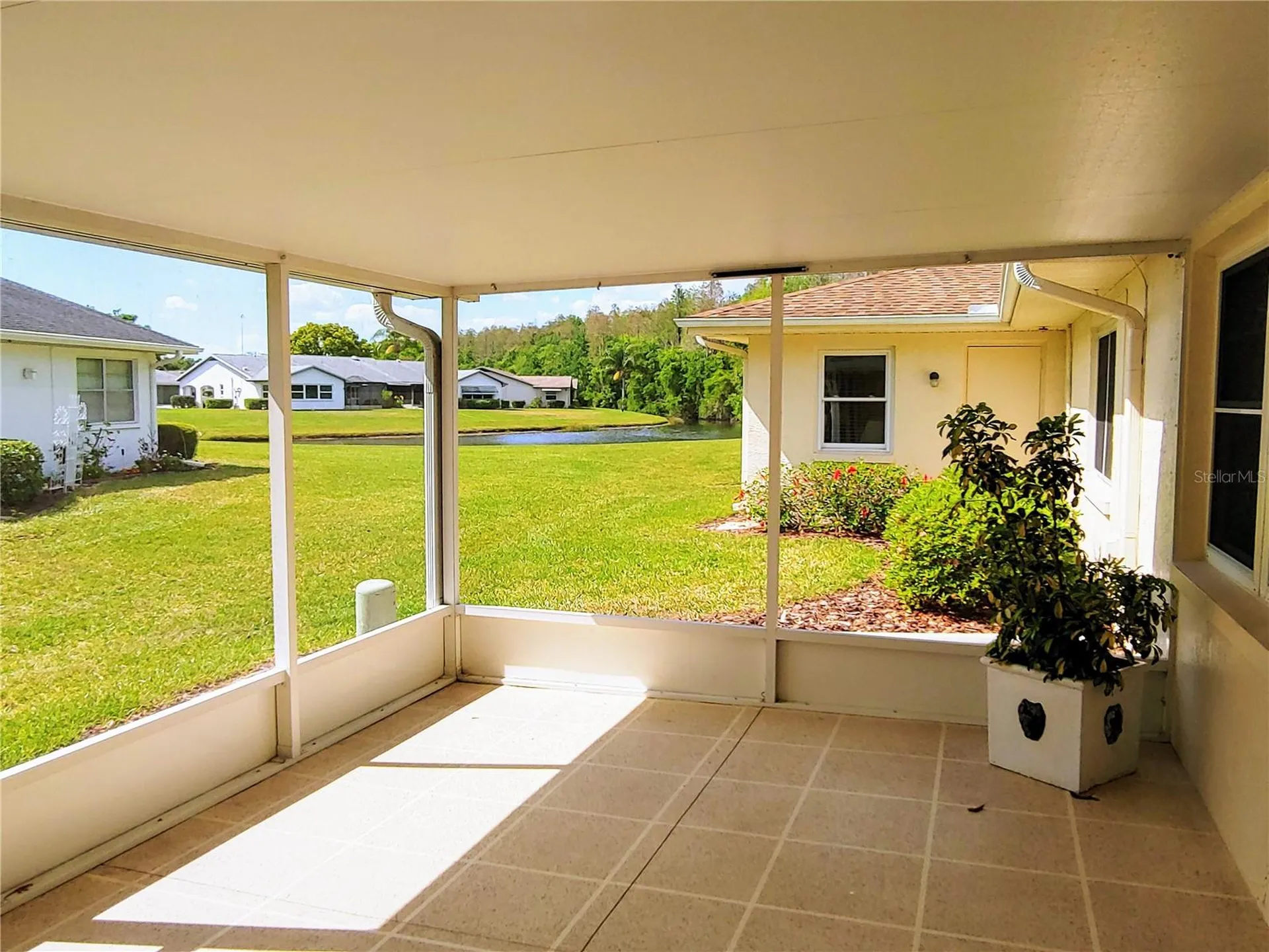 2006 Hampstead Circle Sun City Center FL 33573