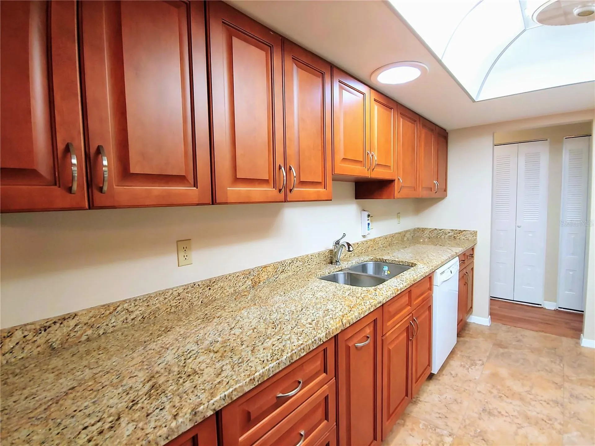 2006 Hampstead Circle Sun City Center FL 33573