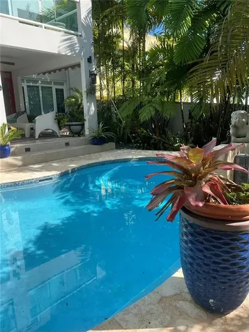 00 Albacora Vega Alta PR 00692