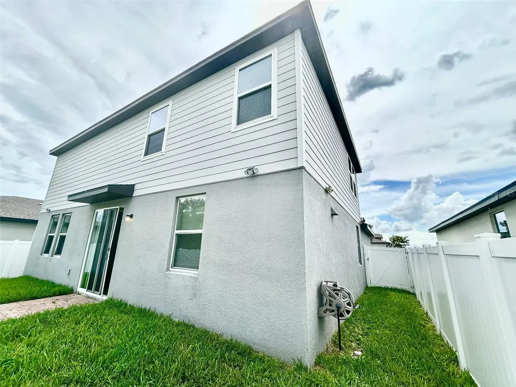 144 Towns Circle Haines City FL 33844