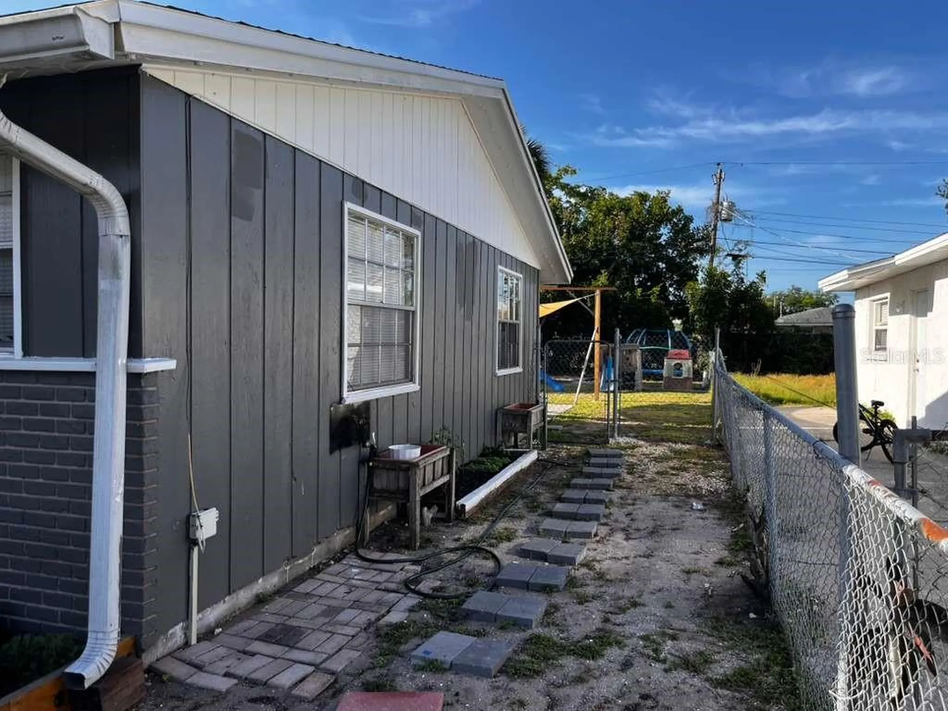 2804 52nd Avenue Drive W Bradenton FL 34207
